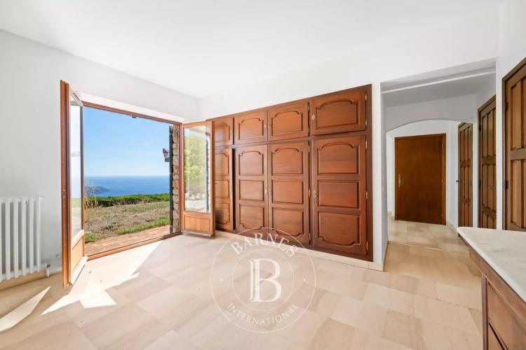 SOUS OFFRE - VILLEFRANCHE-SUR-MER   - VUE MER ET CAP-FERRAT