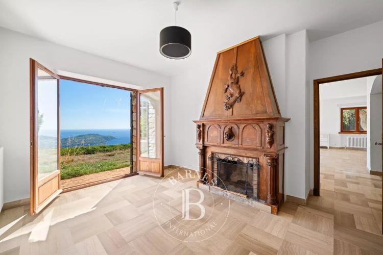SOUS OFFRE - VILLEFRANCHE-SUR-MER   - VUE MER ET CAP-FERRAT