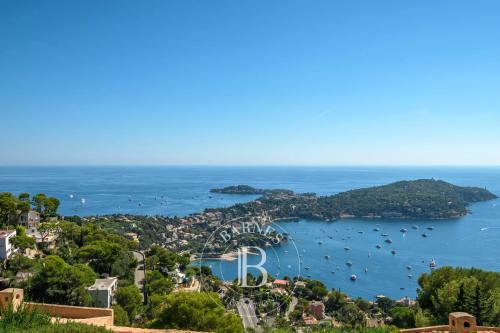 SOUS OFFRE - VILLEFRANCHE-SUR-MER   - VUE MER ET CAP-FERRAT