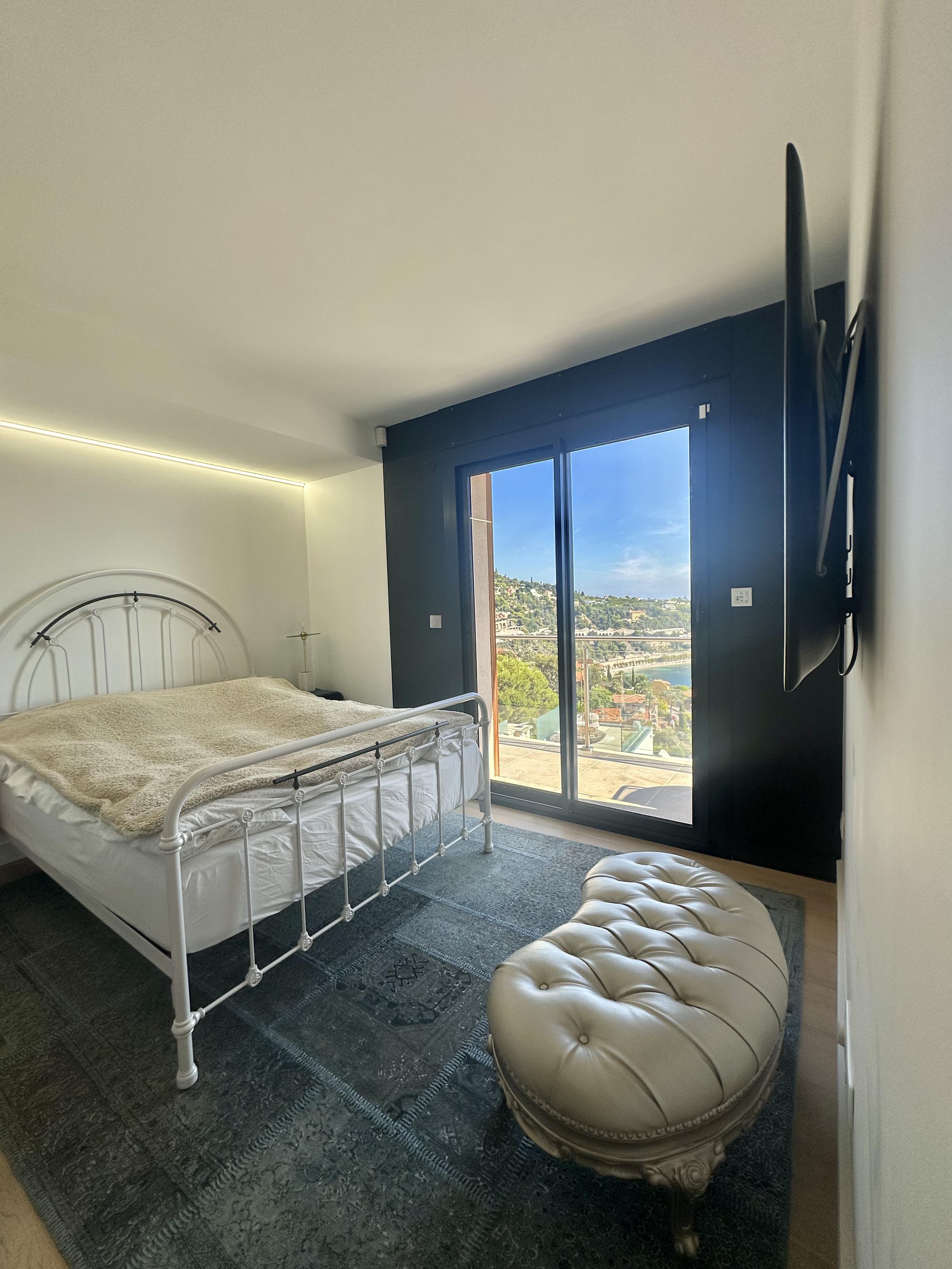Villefranche-sur-Mer | Villa d’Exception avec Vue Panoramique Époustouflante sur la Rade | 6 Pièces