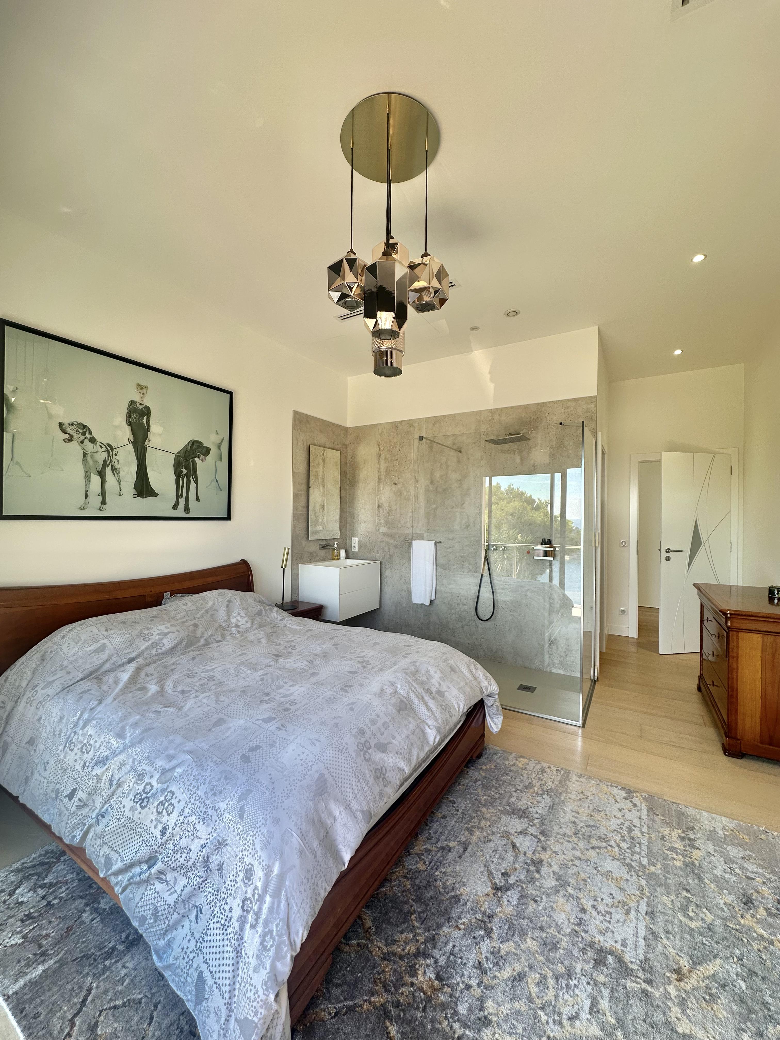 Villefranche-sur-Mer | Villa d’Exception avec Vue Panoramique Époustouflante sur la Rade | 6 Pièces
